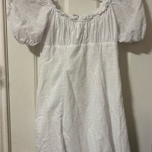 Elegant White Mini Dress